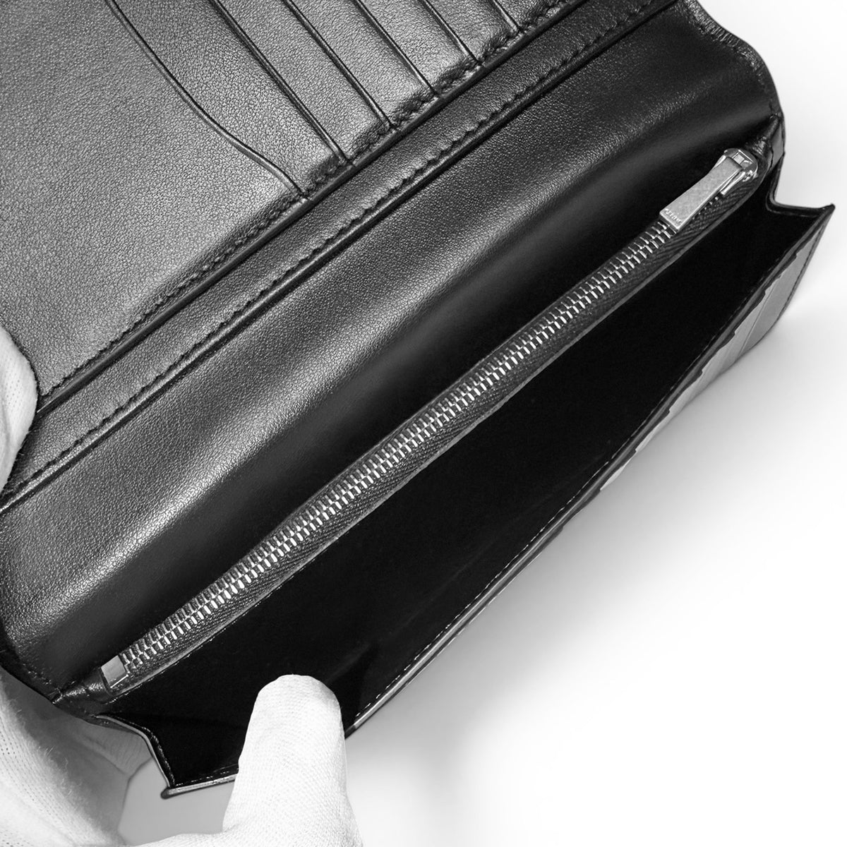【未使用・展示品】セリーヌ CELINE バーティカル ウォレット 二つ折り 長財布 コイン ケース カード レザー ブラック 黒 10C863BEN 箱付